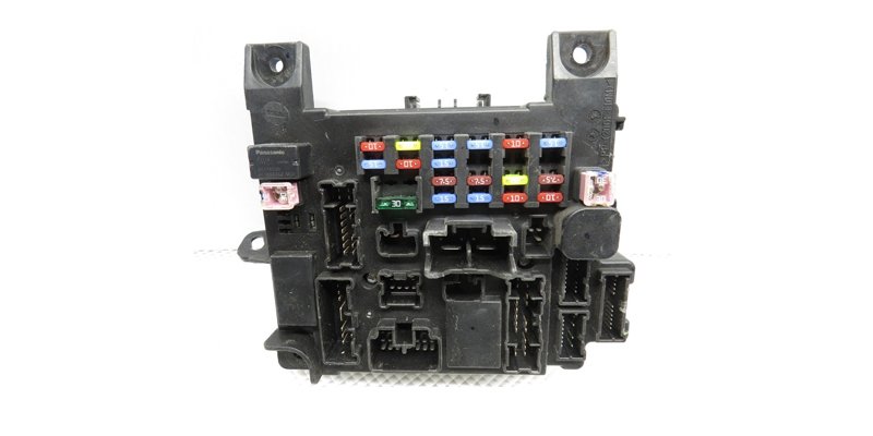 Mitsubishi Body Control Module (BCM)